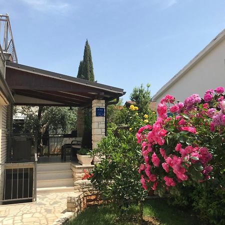 App Sorgo Appartement Novigrad Istria Buitenkant foto